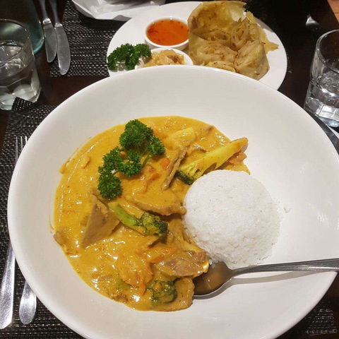 Thai Imperial Courthouse Cafe - VIC Tourism 0