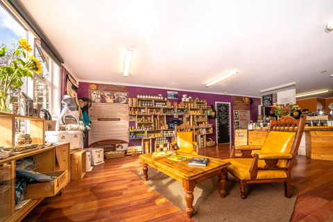 The Honey Pot - Huonville - VIC Tourism 1