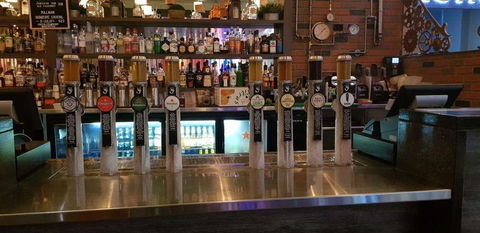 BAR36 - VIC Tourism 0