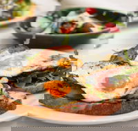 Milkbar at the Lookout