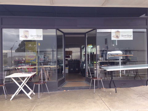 Bean Bags - VIC Tourism 0