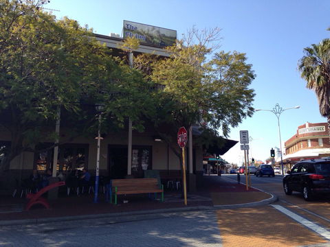 Defectors Bar - VIC Tourism 0