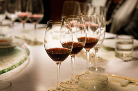 Golden Century Seafood Restaurant - VIC Tourism 1