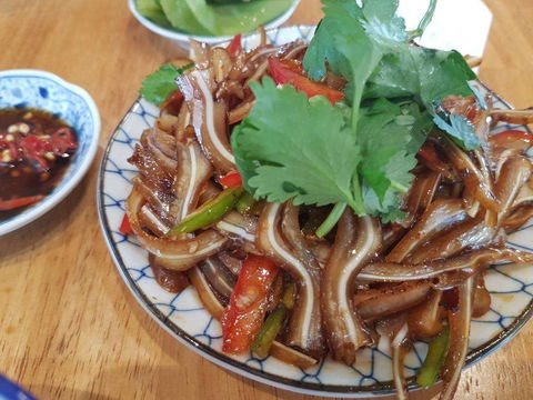 Shi Miaodao Yunnan Rice Noodle - VIC Tourism 0