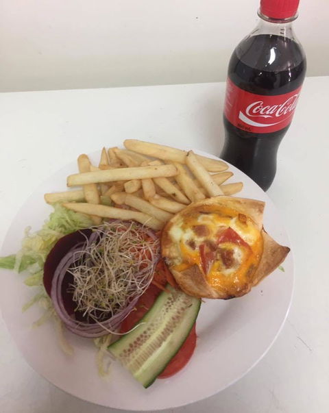 Mad Dog's Cafe - VIC Tourism 0