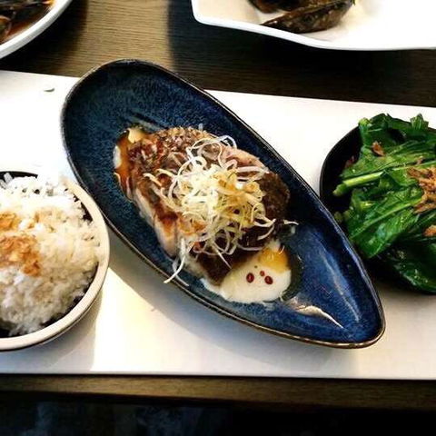 Mouthful Duck - VIC Tourism 0