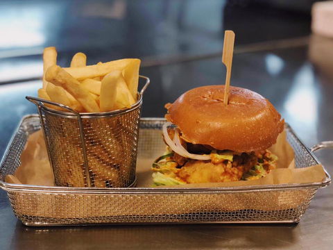24 Seven Cafe - VIC Tourism 1