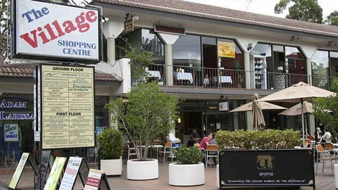 Delhi Hutt - VIC Tourism 0