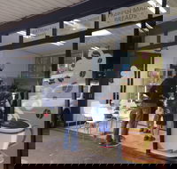 Bakery Elanora - VIC Tourism