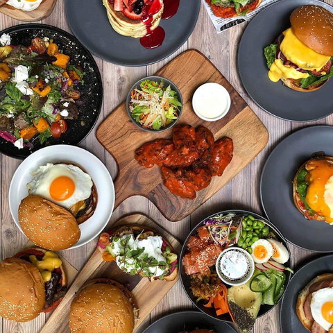 Dizy's - VIC Tourism 0