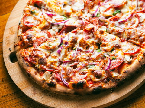 Earth Oven Wood Fired Pizza - VIC Tourism 1