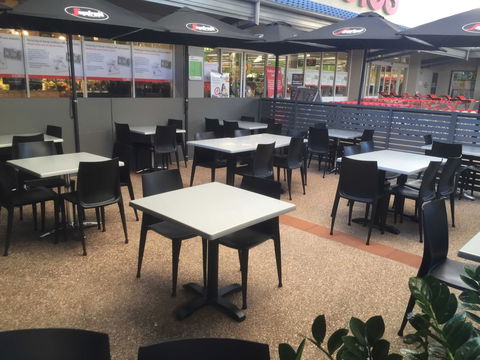 Hope Island Deli - VIC Tourism 0