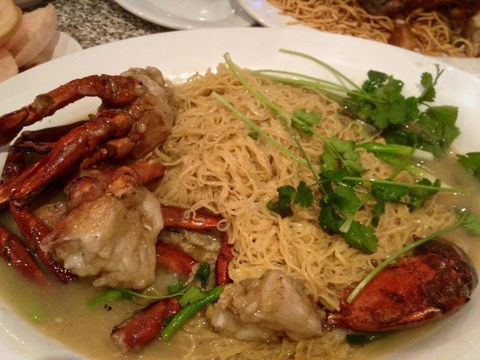 Thien Phu Restaurant - VIC Tourism 0
