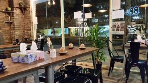 88 Pocha - VIC Tourism 0