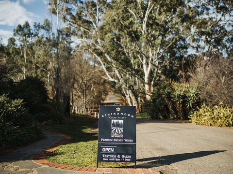 Kilikanoon Wines Cellar Door - VIC Tourism 0