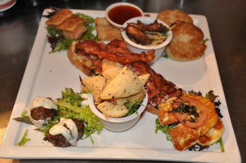 Salt Cafe Bar - VIC Tourism 0