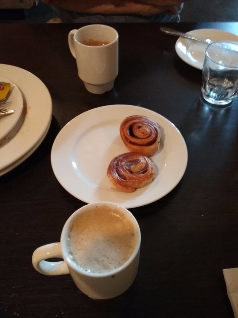 Alice's Thai Restaurant - VIC Tourism 4