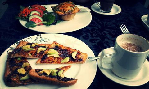Artee Cafe - VIC Tourism 0