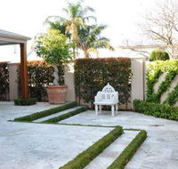 The Courtyard - VIC Tourism