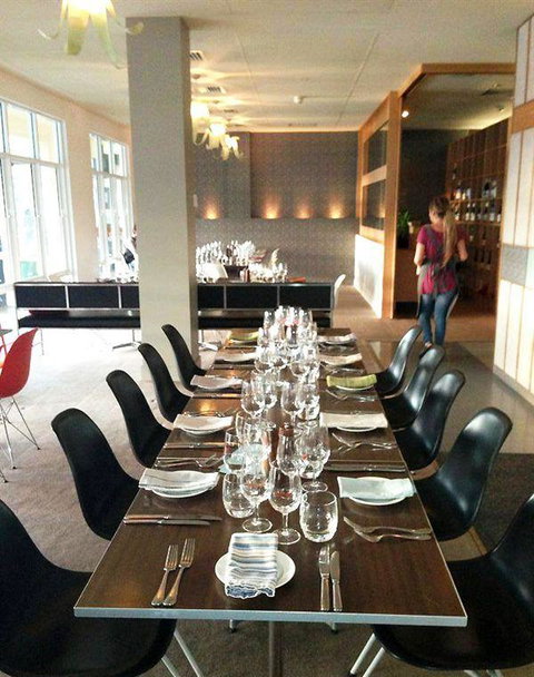 Seasons Of Kurrajong - VIC Tourism 4