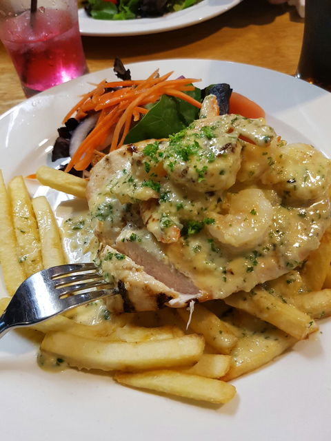 Bay Bar & Bistro - VIC Tourism 3