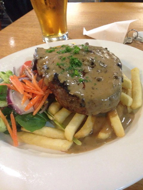 Bay Bar & Bistro - VIC Tourism 8