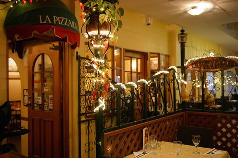 La Pizzaiola - VIC Tourism 0