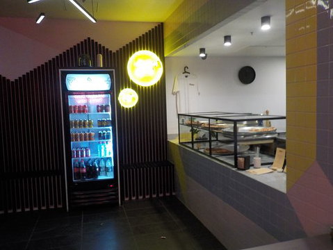 Duke Pizza - VIC Tourism 0