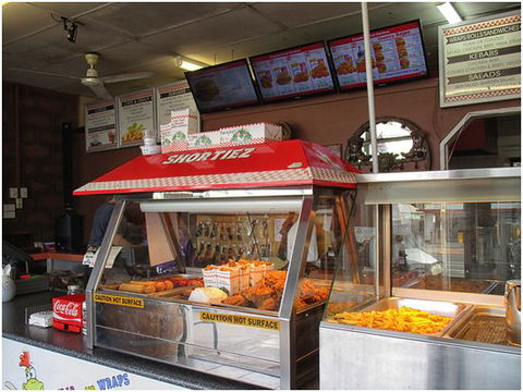 Shortiez Country Fried Chicken - VIC Tourism 0