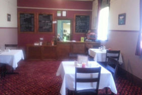 Ellalong Hotel - VIC Tourism 1