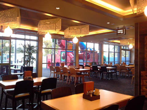 Red Sands Bar & Grill - VIC Tourism 3