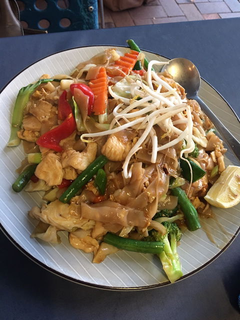 Thai Mangoes Restaurant - VIC Tourism 6