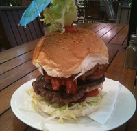 Dingo Beach Hotel - VIC Tourism