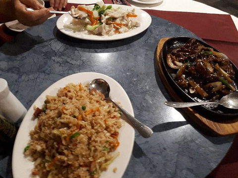 Proserpine Palace Chinese Restaurant - VIC Tourism 0