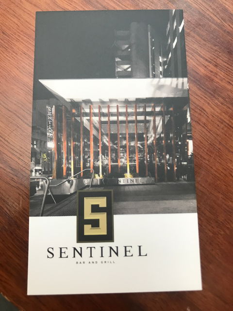 Sentinel Bar & Grill - VIC Tourism 5