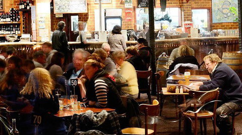 Settlers Tavern - VIC Tourism 0