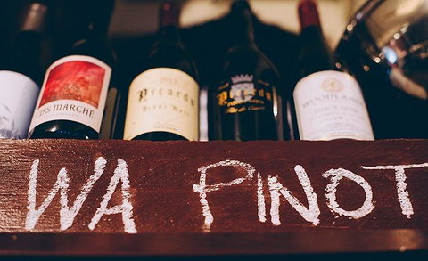 Settlers Tavern - VIC Tourism 16