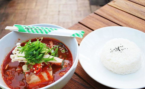 Settlers Tavern - VIC Tourism 2