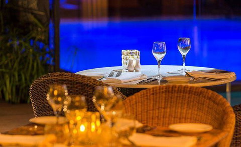 The Deck Poolside Bar & Restaurant - VIC Tourism 2