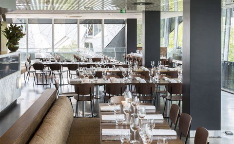 V Series - VIC Tourism 12