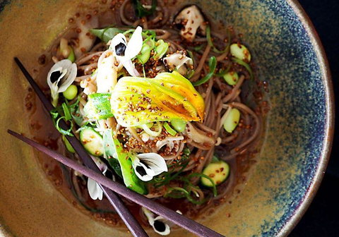 V Series - VIC Tourism 6