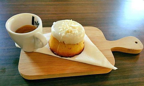 Delish Of Erina - VIC Tourism 10