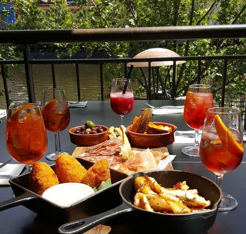 Paesano International Buffet - VIC Tourism 15