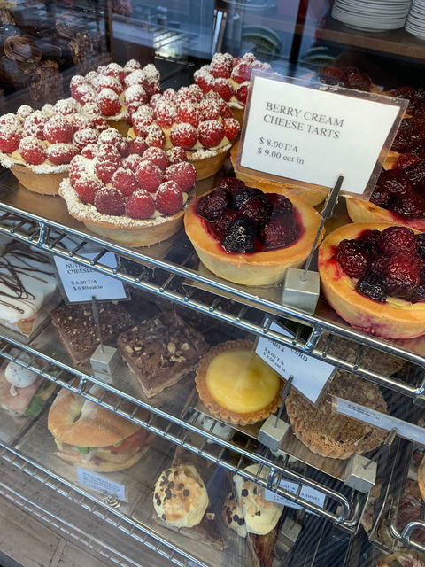 Jackman & McRoss - VIC Tourism 7