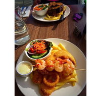Sails Restaurant - VIC Tourism