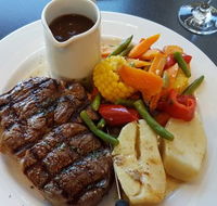 Snug Tavern - VIC Tourism