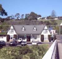 Bridge Hotel Forth - VIC Tourism