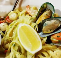 Hamers Hotel Bar and Grill - VIC Tourism