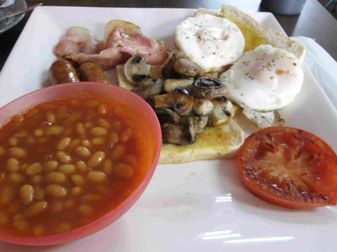 Molly's Great Food Cafe - VIC Tourism 0