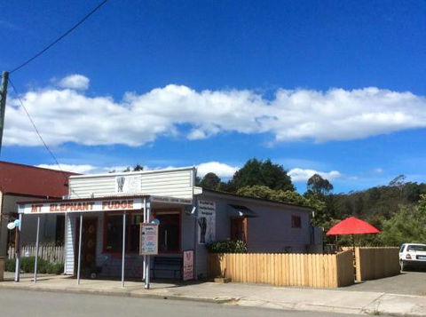 Mt Elephant Fudge - VIC Tourism 0
